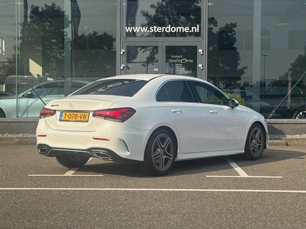 Mercedes-Benz A-Klasse 200 Business Solution AMG l MBUX l LED High Performance l Camera l Smartphone integratie pakket l Licht en Zicht pakket l Deelba 46375146-2.jpg | Sterdome B.V.