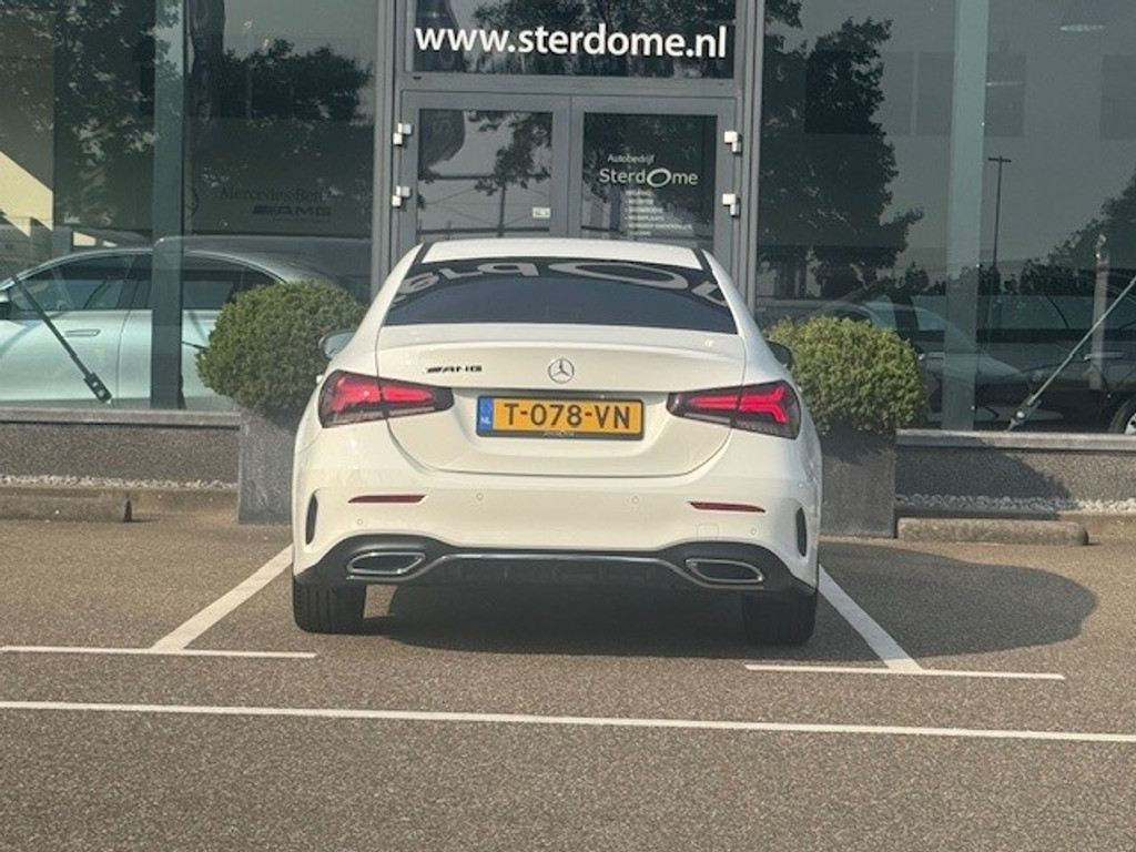 Mercedes-Benz A-Klasse 200 Business Solution AMG l MBUX l LED High Performance l Camera l Smartphone integratie pakket l Licht en Zicht pakket l Deelba 46375146-22.jpg | Sterdome B.V.