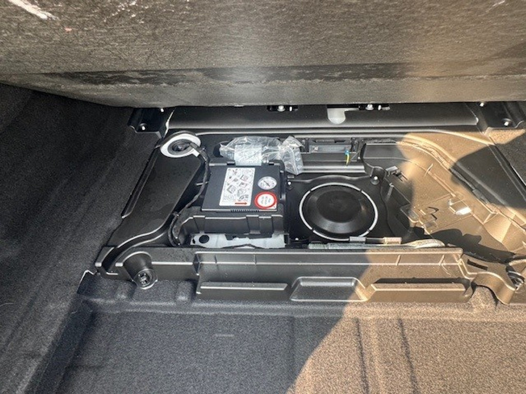 Mercedes-Benz A-Klasse 200 Business Solution AMG l MBUX l LED High Performance l Camera l Smartphone integratie pakket l Licht en Zicht pakket l Deelba 46375146-30.jpg | Sterdome B.V.