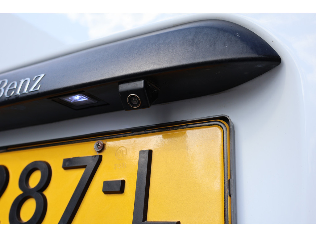 Mercedes-Benz Vito 114 CDI Lang l Betimmerd I Airco l Navi l Deuren achter l Trekhaak l Camera l Sidebars I 46554487-12.jpg | Sterdome B.V.