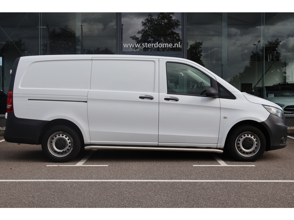 Mercedes-Benz Vito 114 CDI Lang l Betimmerd I Airco l Navi l Deuren achter l Trekhaak l Camera l Sidebars I 46554487-6.jpg | Sterdome B.V.
