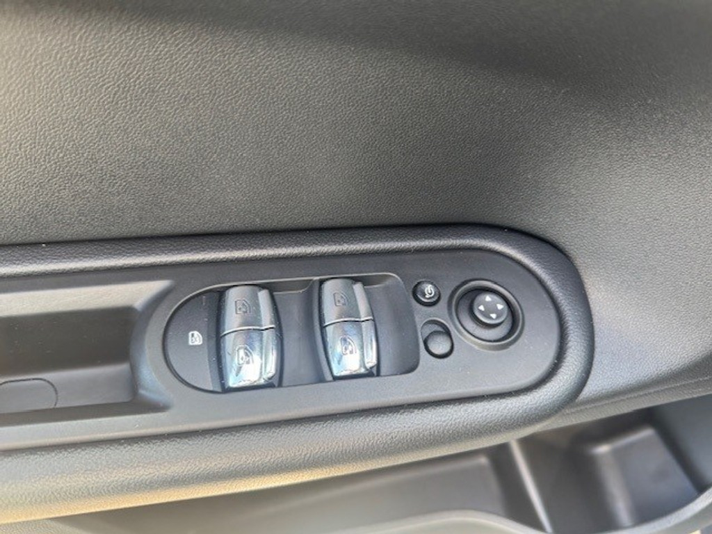 MINI Countryman 1.5 Cooper I 136 PK l Navigatie I Parkeersensoren I Bluetooth I Climate Control I Cruise control I 47072496-14.jpg | Sterdome B.V.