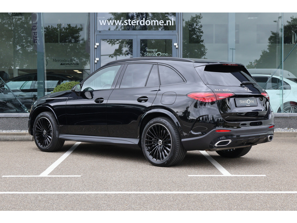 Mercedes-Benz GLC 300e 4MATIC Edition AMG line l Techniek pakket l Luchtvering l Massage I Panoramadak l Meesturende achteras l Memory l Sfeerverl 47210438-10.jpg | Sterdome B.V.