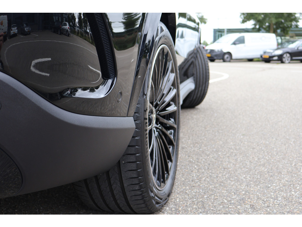 Mercedes-Benz GLC 300e 4MATIC Edition AMG line l Techniek pakket l Luchtvering l Massage I Panoramadak l Meesturende achteras l Memory l Sfeerverl 47210438-12.jpg | Sterdome B.V.