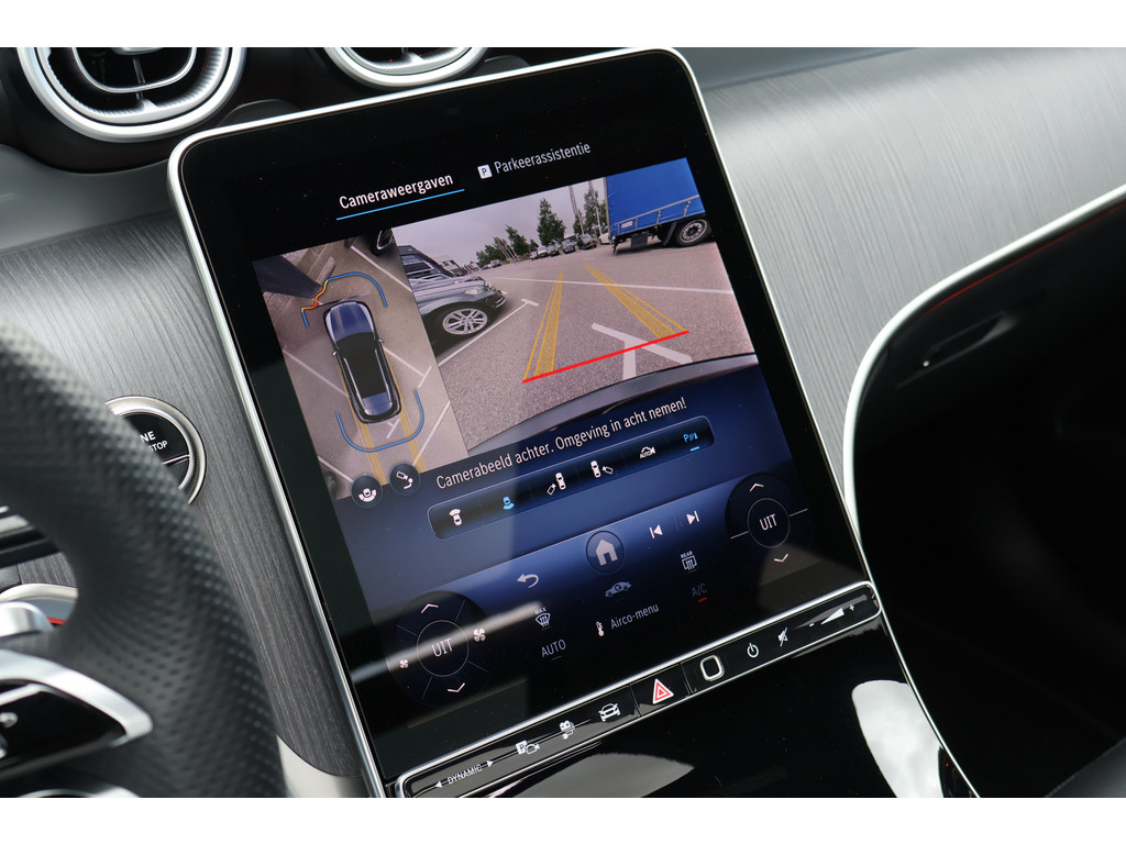 Mercedes-Benz GLC 300e 4MATIC Edition AMG line l Techniek pakket l Luchtvering l Massage I Panoramadak l Meesturende achteras l Memory l Sfeerverl 47210438-25.jpg | Sterdome B.V.