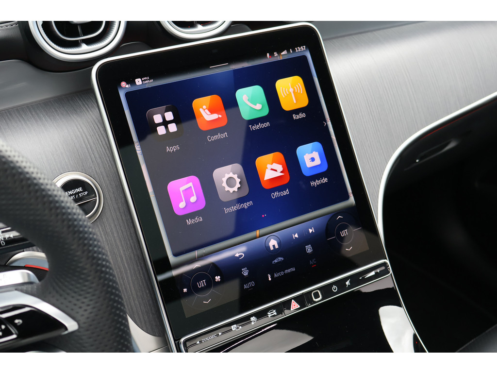 Mercedes-Benz GLC 300e 4MATIC Edition AMG line l Techniek pakket l Luchtvering l Massage I Panoramadak l Meesturende achteras l Memory l Sfeerverl 47210438-27.jpg | Sterdome B.V.