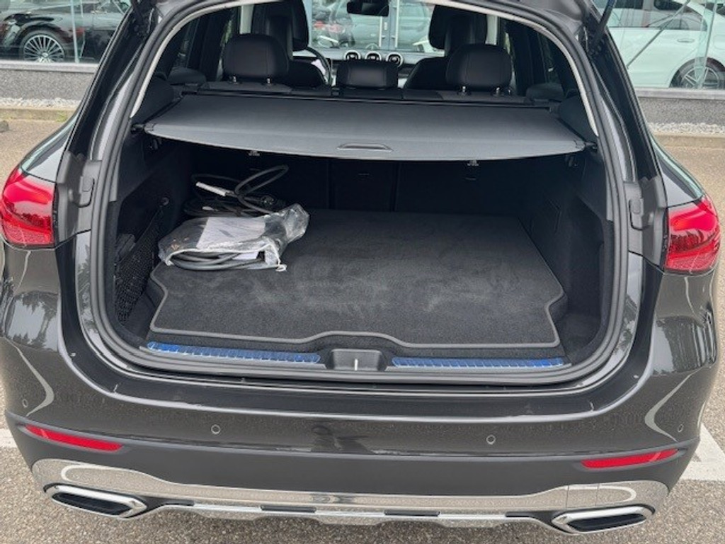 Mercedes-Benz GLC 300e 4MATIC AVANTGARDE line l MBUX l Niveau Regeling l LED adaptief l Sfeerverlichting l Elektr. bed. achterklep l Stoelverwarmi 47355326-34.jpg | Sterdome B.V.