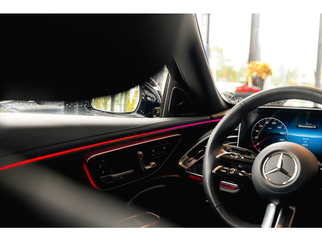Mercedes-Benz GLC 300e 4MATIC AVANTGARDE line l MBUX l Niveau Regeling l LED adaptief l Sfeerverlichting l Elektr. bed. achterklep l Stoelverwarmi 47355326-46.jpg | Sterdome B.V.