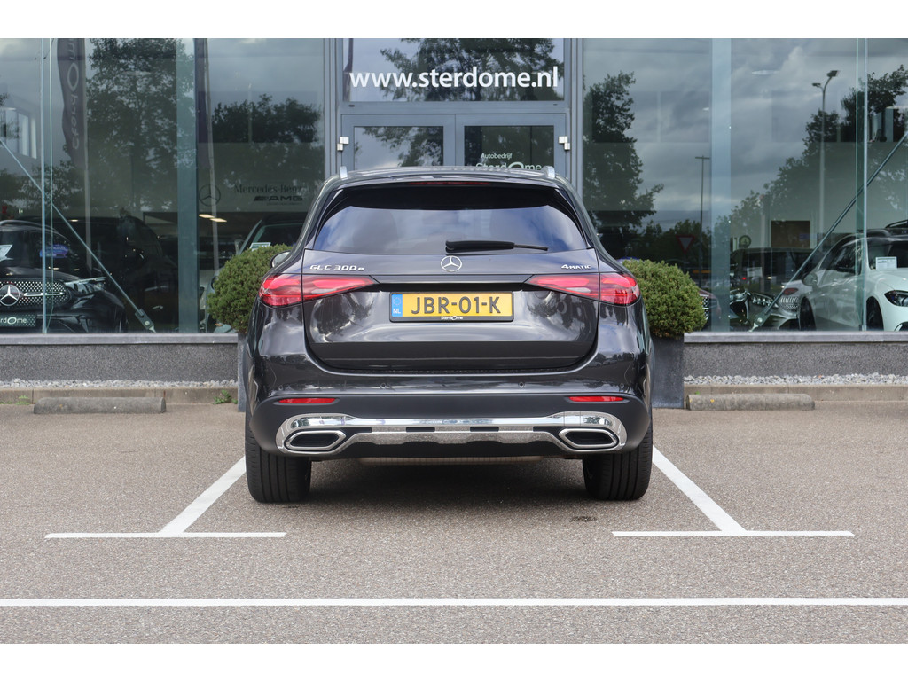 Mercedes-Benz GLC 300e 4MATIC AVANTGARDE line l MBUX l Niveau Regeling l LED adaptief l Sfeerverlichting l Elektr. bed. achterklep l Stoelverwarmi 47355326-7.jpg | Sterdome B.V.