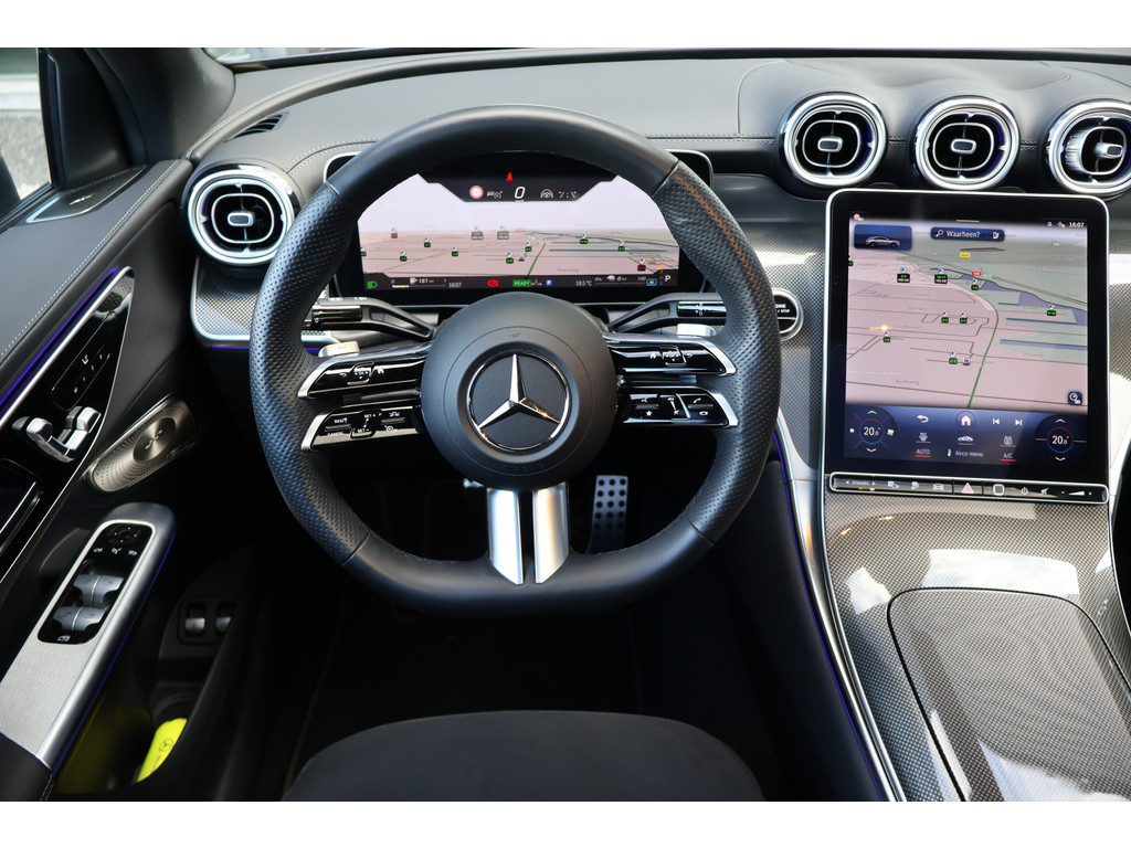 Mercedes-Benz GLC Coupé 300e 4MATIC AMG Line l Panoramadak l Niveau- regeling l KEYLESS GO l Rij-assistentie plus l Digital Light l Memory pakket 47394685-1.jpg | Sterdome B.V.