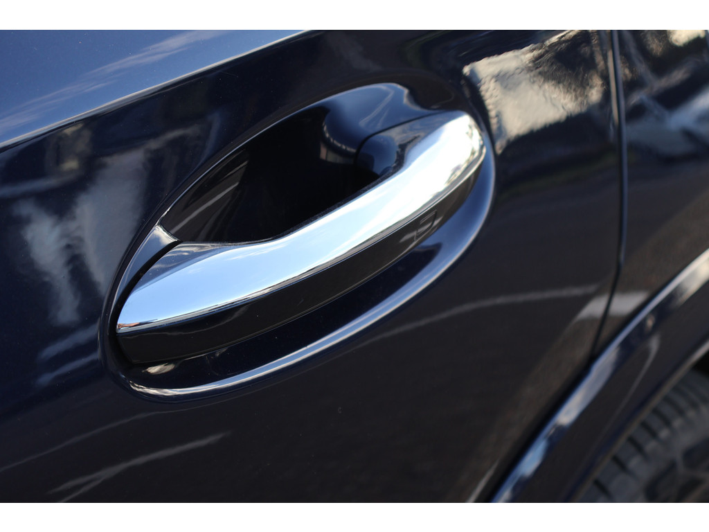 Mercedes-Benz GLC Coupé 300e 4MATIC AMG Line l Panoramadak l Niveau- regeling l KEYLESS GO l Rij-assistentie plus l Digital Light l Memory pakket 47394685-47.jpg | Sterdome B.V.