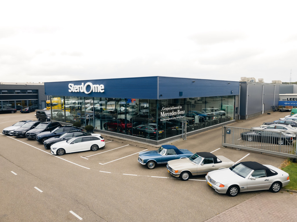 Mercedes-Benz GLC Coupé 300e 4MATIC AMG Line l Panoramadak l Niveau- regeling l KEYLESS GO l Rij-assistentie plus l Digital Light l Memory pakket 47394685-49.jpg | Sterdome B.V.