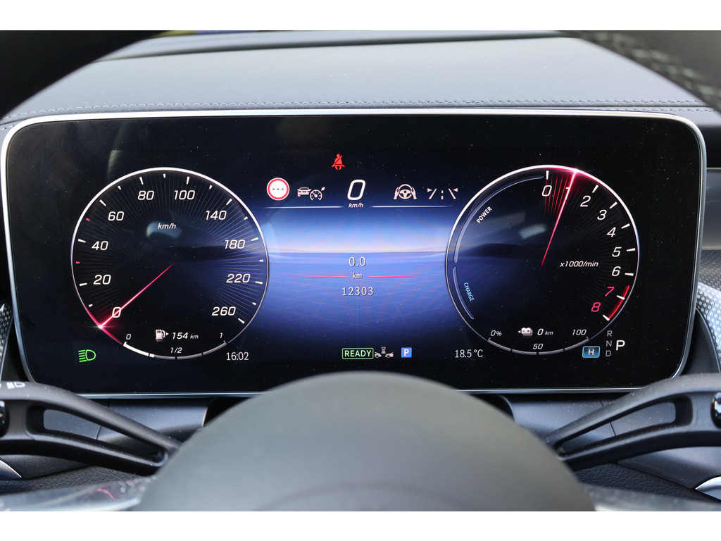 Mercedes-Benz GLC Coupé 300e 4MATIC AMG Line l Panoramadak l Niveau- regeling l KEYLESS GO l Rij-assistentie plus l Digital Light l Memory pakket 47394685-7.jpg | Sterdome B.V.