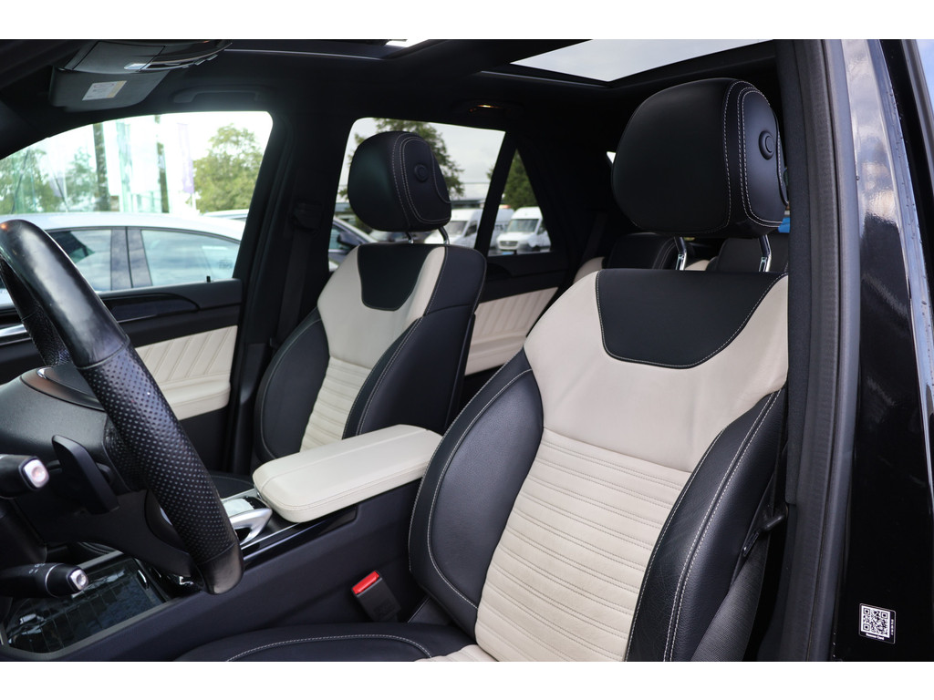 Mercedes-Benz GLE 350 d 4MATIC AMG V6 I Airmatic I 360 camera I Trekhaak I Panorama dak | Stoelverwarming I Verwarmd stuurwiel I 47531659-11.jpg | Sterdome B.V.