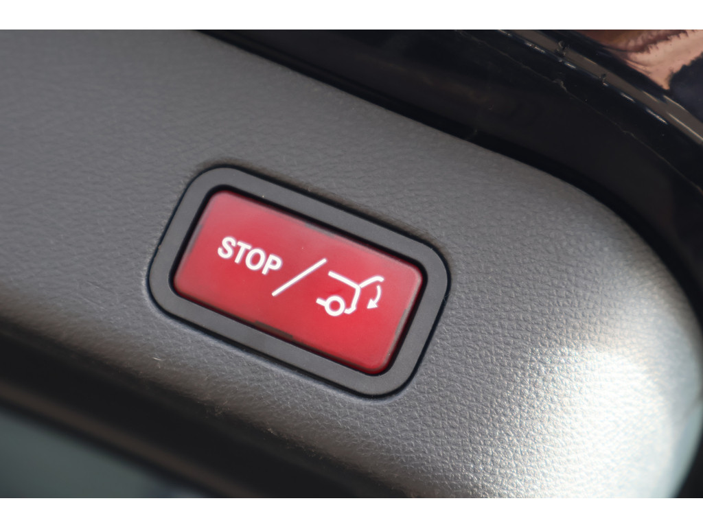 Mercedes-Benz GLE 350 d 4MATIC AMG V6 I Airmatic I 360 camera I Trekhaak I Panorama dak | Stoelverwarming I Verwarmd stuurwiel I 47531659-18.jpg | Sterdome B.V.