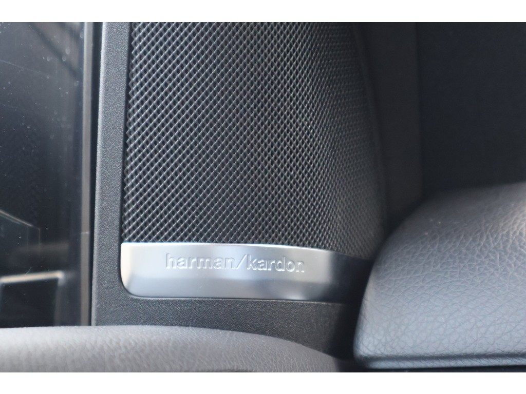 Mercedes-Benz GLE 350 d 4MATIC AMG V6 I Airmatic I 360 camera I Trekhaak I Panorama dak | Stoelverwarming I Verwarmd stuurwiel I 47531659-20.jpg | Sterdome B.V.