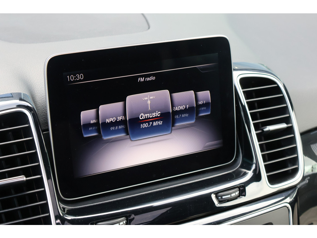 Mercedes-Benz GLE 350 d 4MATIC AMG V6 I Airmatic I 360 camera I Trekhaak I Panorama dak | Stoelverwarming I Verwarmd stuurwiel I 47531659-22.jpg | Sterdome B.V.