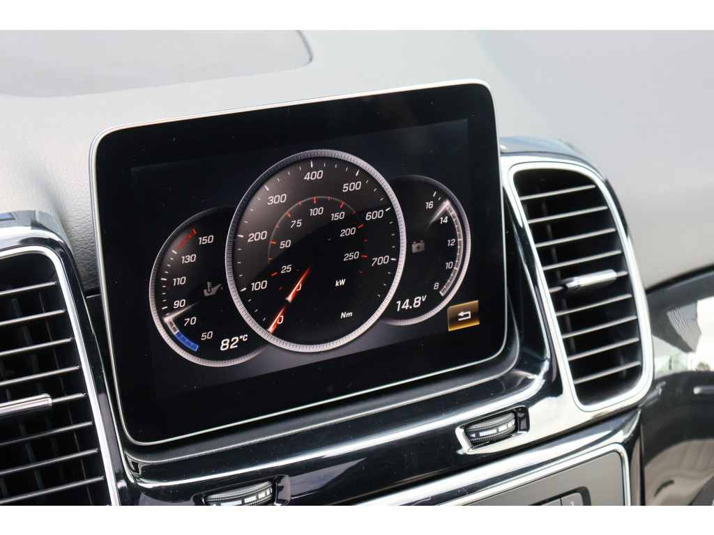 Mercedes-Benz GLE 350 d 4MATIC AMG V6 I Airmatic I 360 camera I Trekhaak I Panorama dak | Stoelverwarming I Verwarmd stuurwiel I 47531659-26.jpg | Sterdome B.V.