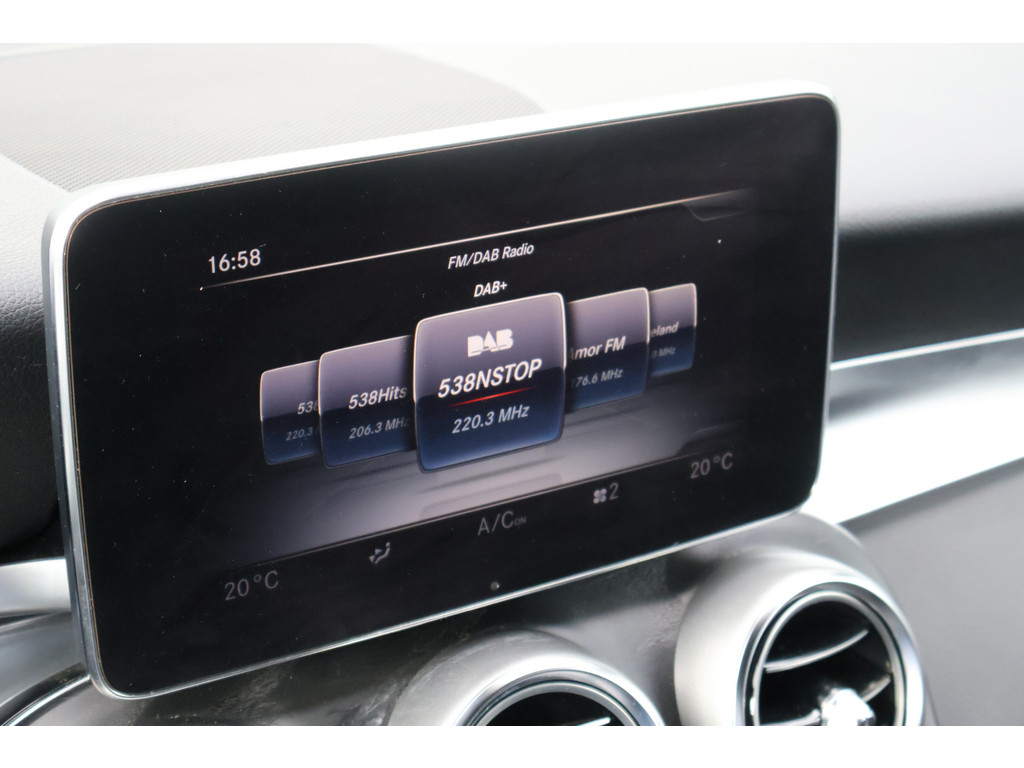 Mercedes-Benz GLC Coupé 250 4MATIC l AMG l Burmerster l Comand l Wegklapbare trekhaak l LED adaptief l Sfeerverlichting l Memory pakket voor bestu 47594442-20.jpg | Sterdome B.V.