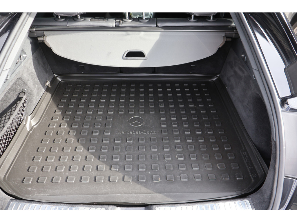 Mercedes-Benz GLC Coupé 250 4MATIC l AMG l Burmerster l Comand l Wegklapbare trekhaak l LED adaptief l Sfeerverlichting l Memory pakket voor bestu 47594442-29.jpg | Sterdome B.V.