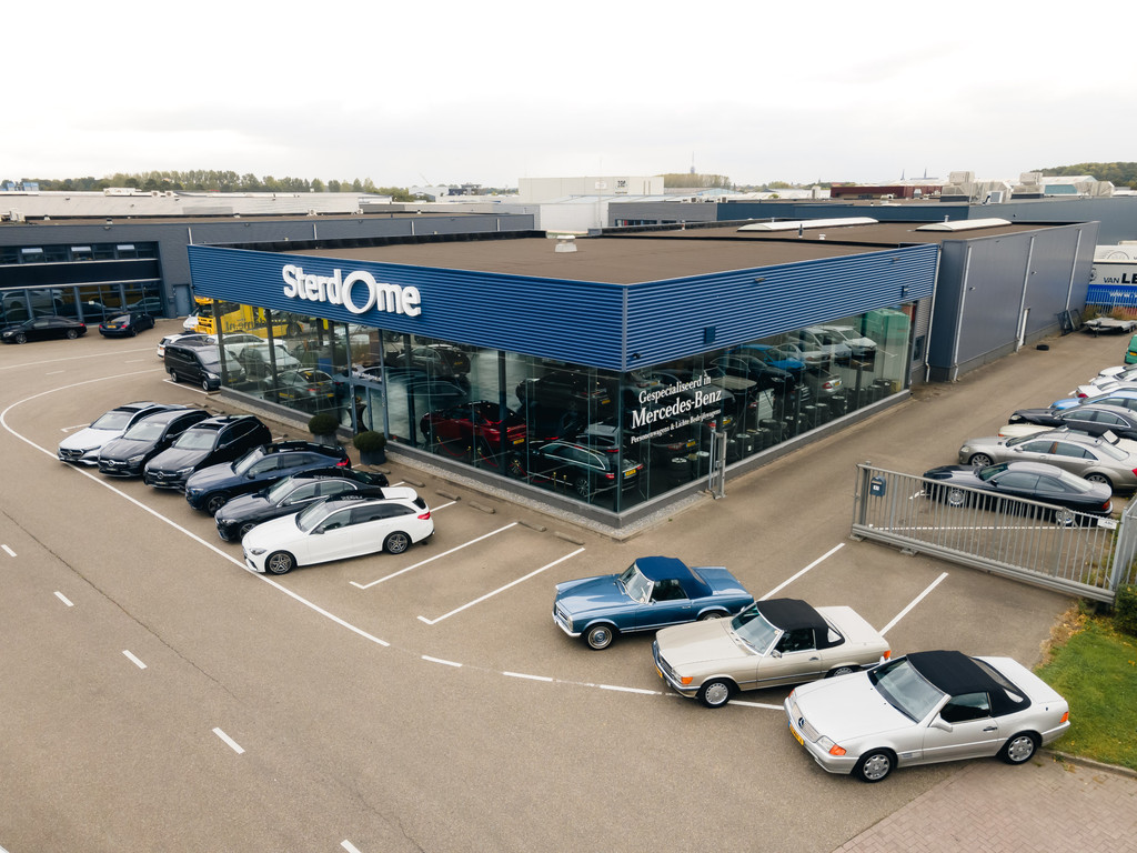 Mercedes-Benz GLC Coupé 250 4MATIC l AMG l Burmerster l Comand l Wegklapbare trekhaak l LED adaptief l Sfeerverlichting l Memory pakket voor bestu 47594442-34.jpg | Sterdome B.V.