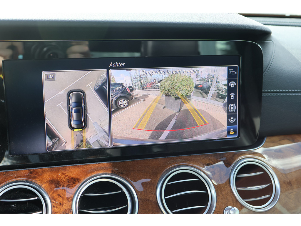 Mercedes-Benz E-Klasse 200 Exclusive l AIRMATIC luchtvering l Panoramadak l Memory l Burmerster l DISTRONIC l LED intelligent l Comand l Sfeerverlichti 47684498-10.jpg | Sterdome B.V.