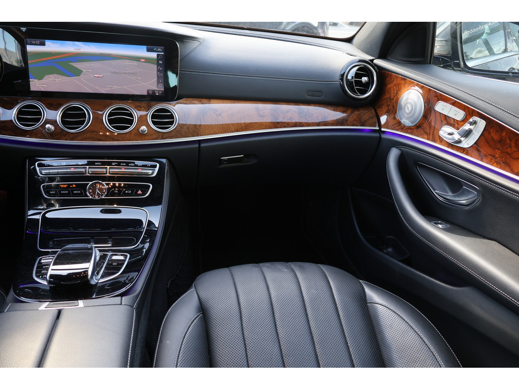 Mercedes-Benz E-Klasse 200 Exclusive l AIRMATIC luchtvering l Panoramadak l Memory l Burmerster l DISTRONIC l LED intelligent l Comand l Sfeerverlichti 47684498-19.jpg | Sterdome B.V.