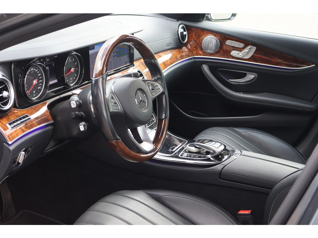 Mercedes-Benz E-Klasse 200 Exclusive l AIRMATIC luchtvering l Panoramadak l Memory l Burmerster l DISTRONIC l LED intelligent l Comand l Sfeerverlichti 47684498-22.jpg | Sterdome B.V.