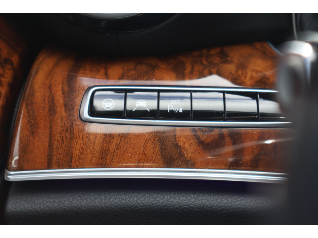 Mercedes-Benz E-Klasse 200 Exclusive l AIRMATIC luchtvering l Panoramadak l Memory l Burmerster l DISTRONIC l LED intelligent l Comand l Sfeerverlichti 47684498-23.jpg | Sterdome B.V.