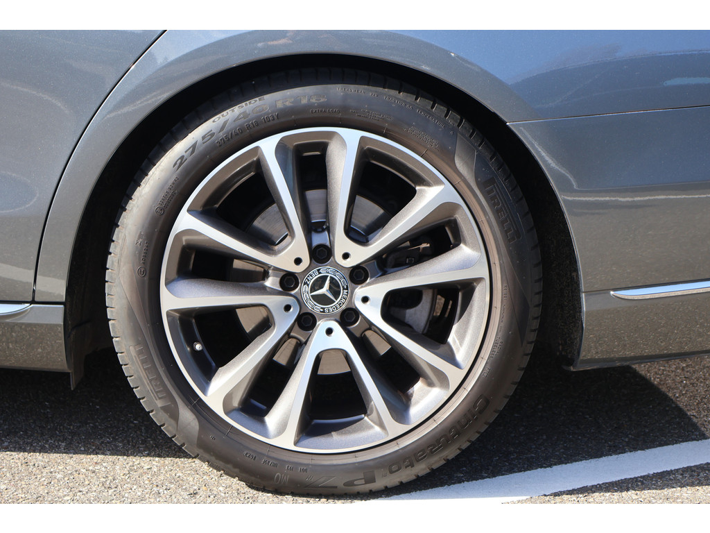 Mercedes-Benz E-Klasse 200 Exclusive l AIRMATIC luchtvering l Panoramadak l Memory l Burmerster l DISTRONIC l LED intelligent l Comand l Sfeerverlichti 47684498-3.jpg | Sterdome B.V.