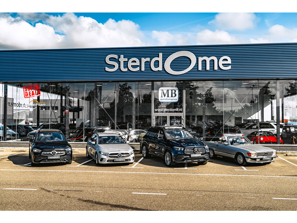 Mercedes-Benz E-Klasse 200 Exclusive l AIRMATIC luchtvering l Panoramadak l Memory l Burmerster l DISTRONIC l LED intelligent l Comand l Sfeerverlichti 47684498-33.jpg | Sterdome B.V.