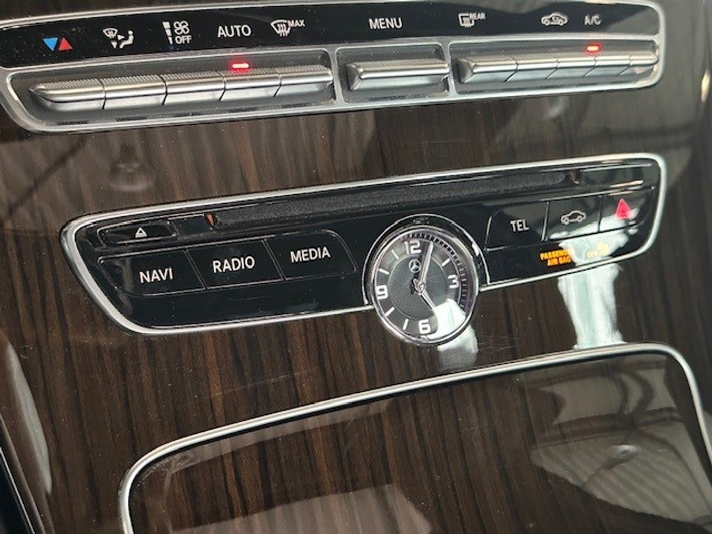 Mercedes-Benz C-Klasse 180 Ambition l AMG l Panoromadak l Luchtvering Airmatic l Camera l Leder Twin l LED l Airconditioning l PTS l 47955148-14.jpg | Sterdome B.V.