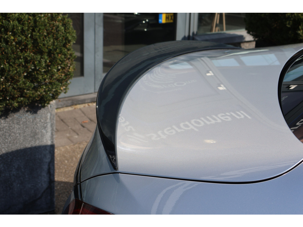 Mercedes-Benz C-Klasse 180 Ambition l AMG l Panoromadak l Luchtvering Airmatic l Camera l Leder Twin l LED l Airconditioning l PTS l 47955148-37.jpg | Sterdome B.V.