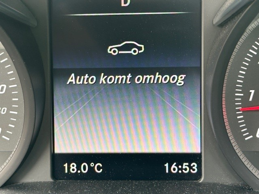 Mercedes-Benz C-Klasse 180 Ambition l AMG l Panoromadak l Luchtvering Airmatic l Camera l Leder Twin l LED l Airconditioning l PTS l 47955148-6.jpg | Sterdome B.V.