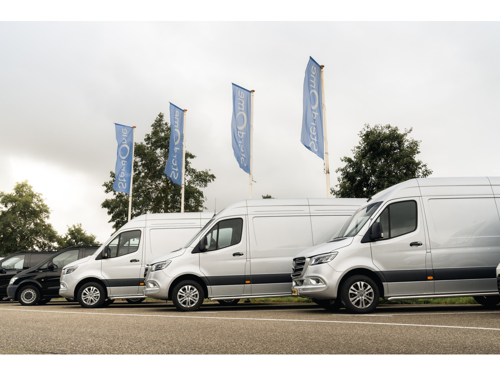 Mercedes-Benz GLE AMG 53 4MATIC+ Hybrid I ALPINE I Panoramadak I Distronic I 360 Camera I Trekhaak I Stoelverwarming V + A I Head-up I 48179276-39.jpg | Sterdome B.V.