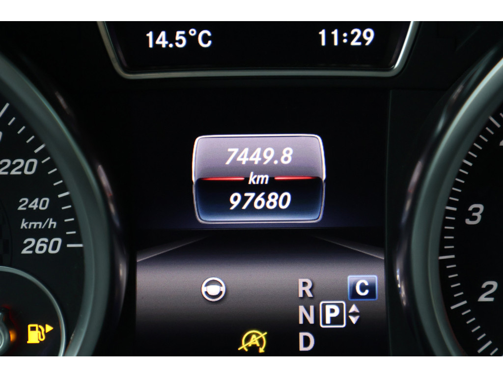 Mercedes-Benz GLE 500 4MATIC AMG Sport Edition l V8 456 PK l AIRMATIC l Panoramadak l Memory pakket l Wegklapbare trekhaak l Night pakket l Sport 48183797-9.jpg | Sterdome B.V.