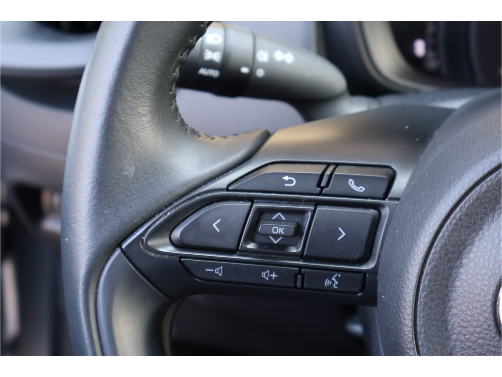 Toyota Aygo X 1.0 VVT-i MT Play I Achteruitrij camera I ACC I Airco I Apple/Android Carplay I Rij assistentie I Nederlandse auto I 48250908-13.jpg | Sterdome B.V.