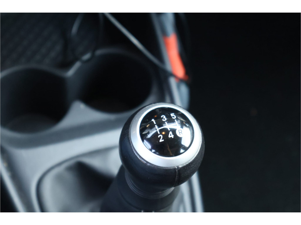 Toyota Aygo X 1.0 VVT-i MT Play I Achteruitrij camera I ACC I Airco I Apple/Android Carplay I Rij assistentie I Nederlandse auto I 48250908-18.jpg | Sterdome B.V.