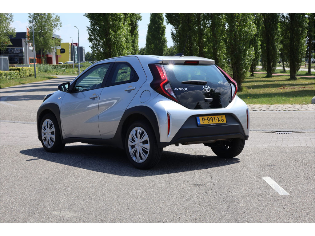 Toyota Aygo X 1.0 VVT-i MT Play I Achteruitrij camera I ACC I Airco I Apple/Android Carplay I Rij assistentie I Nederlandse auto I 48250908-8.jpg | Sterdome B.V.