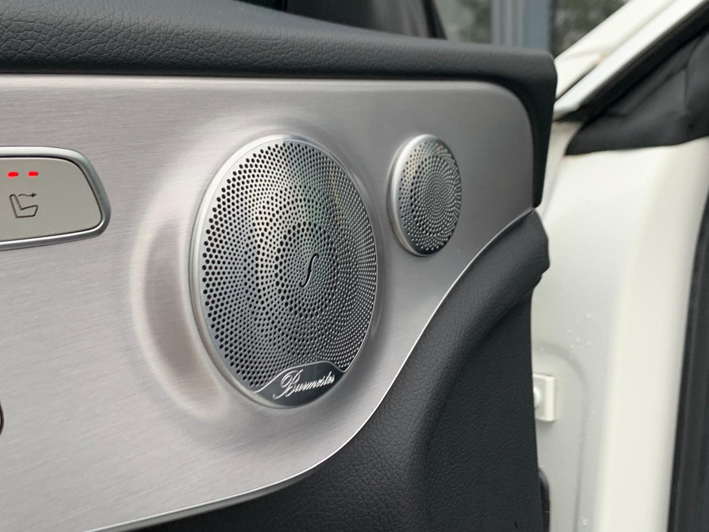 Mercedes-Benz C-Klasse Cabrio 300 Premium AMG Plus Pack l Memory pakket l MULTIBEAM LED l Aircap & Airscarf l MBUX l Head Up l 360 gr Camera l 48452929-15.jpg | Sterdome B.V.