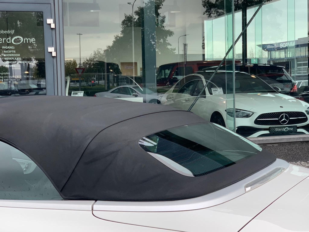 Mercedes-Benz C-Klasse Cabrio 300 Premium AMG Plus Pack l Memory pakket l MULTIBEAM LED l Aircap & Airscarf l MBUX l Head Up l 360 gr Camera l 48452929-25.jpg | Sterdome B.V.