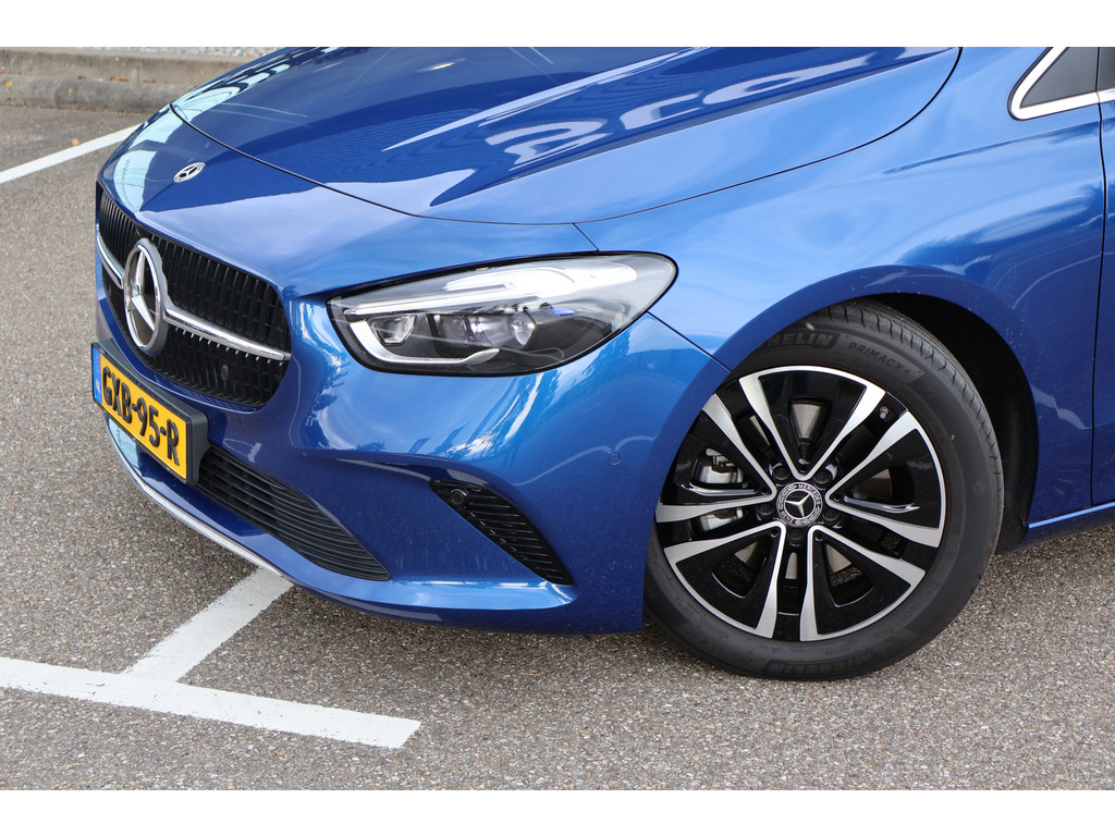 Mercedes-Benz B-Klasse 180 Star Edition Luxury Line l Memory l Camera l Keyless Go l Distronic Plus l MULTIBEAM LED l Stoelverwarming l 48517753-4.jpg | Sterdome B.V.