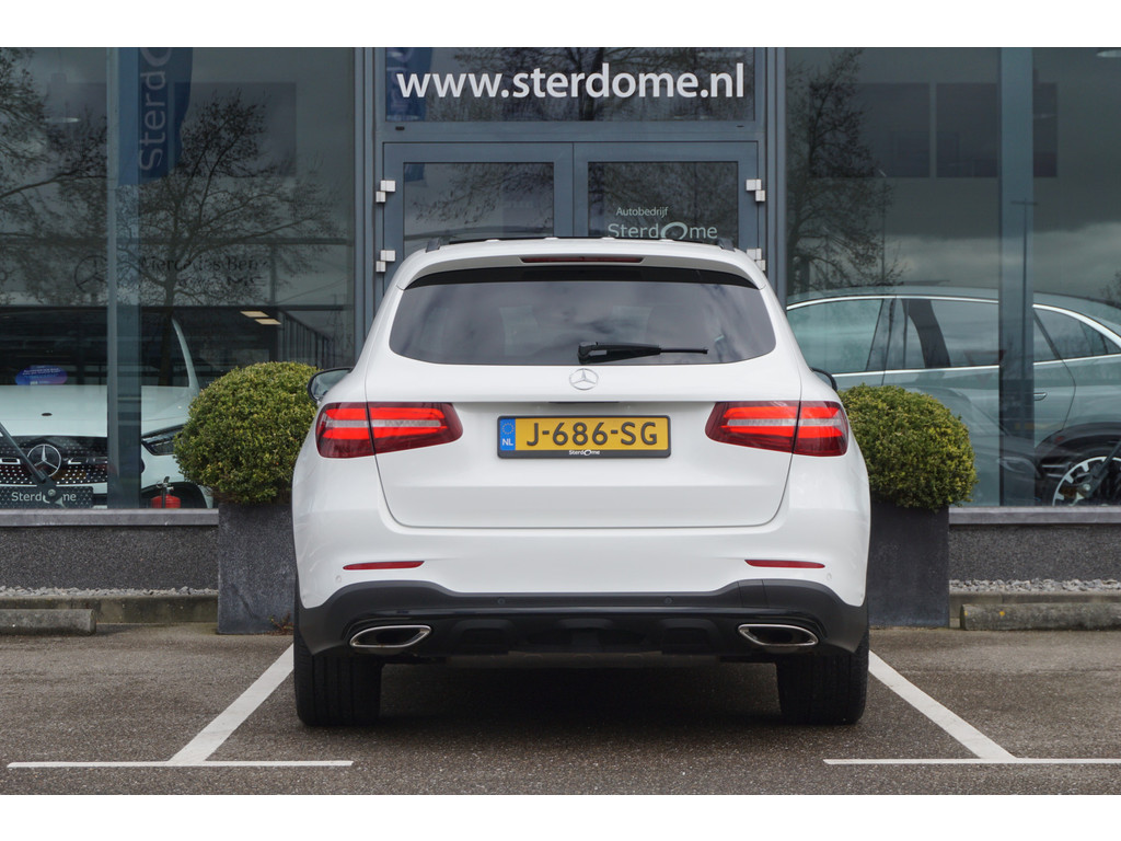 Mercedes-Benz GLC 300 4MATIC l AMG line l 245 PK l Panoramadak l Burmester l Stoelkoeling en stoelverwarming l Keyless Go l Distronic l Trekhaak w 48530313-7.jpg | Sterdome B.V.