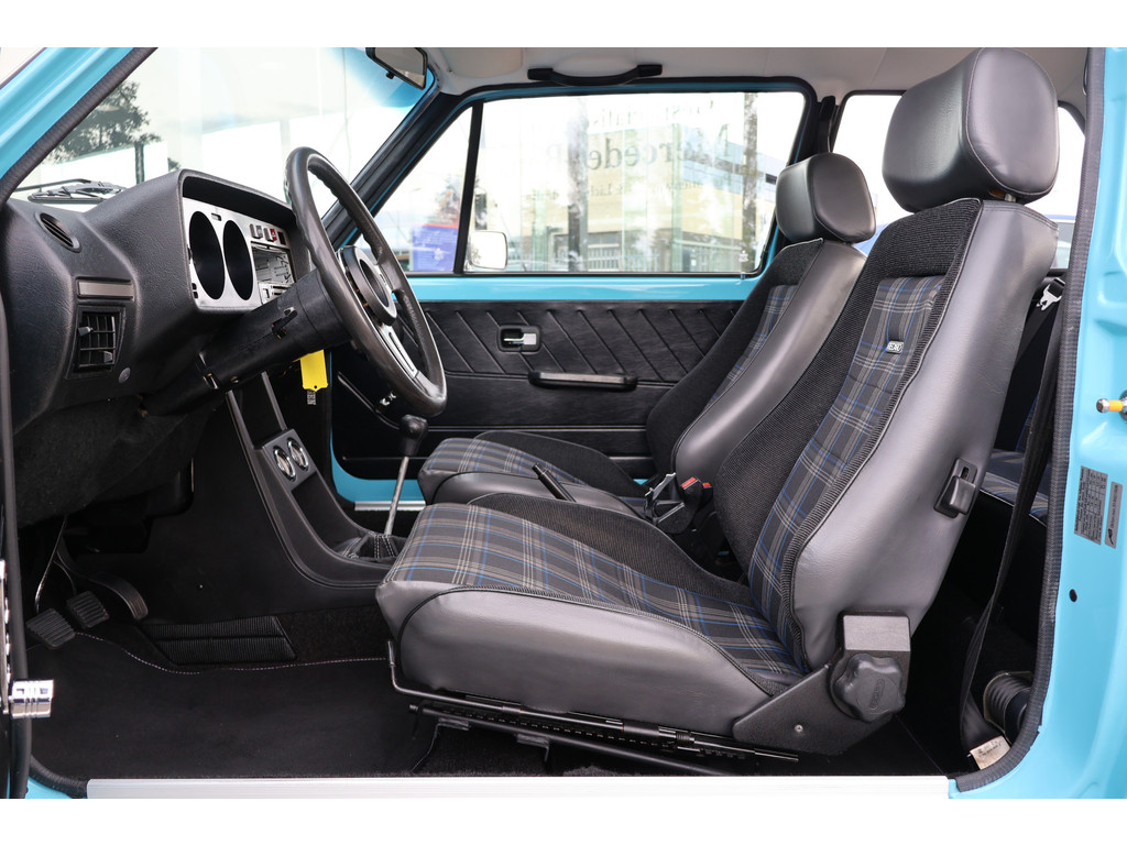 Volkswagen  GOLF L 171 110 I Zeer netjes I Gereviseerd I Swallowtail l Miami Blue l 1975 l Racaro Interieur l ( Verkoop in opdracht van Part 48554670-1.jpg | Sterdome B.V.