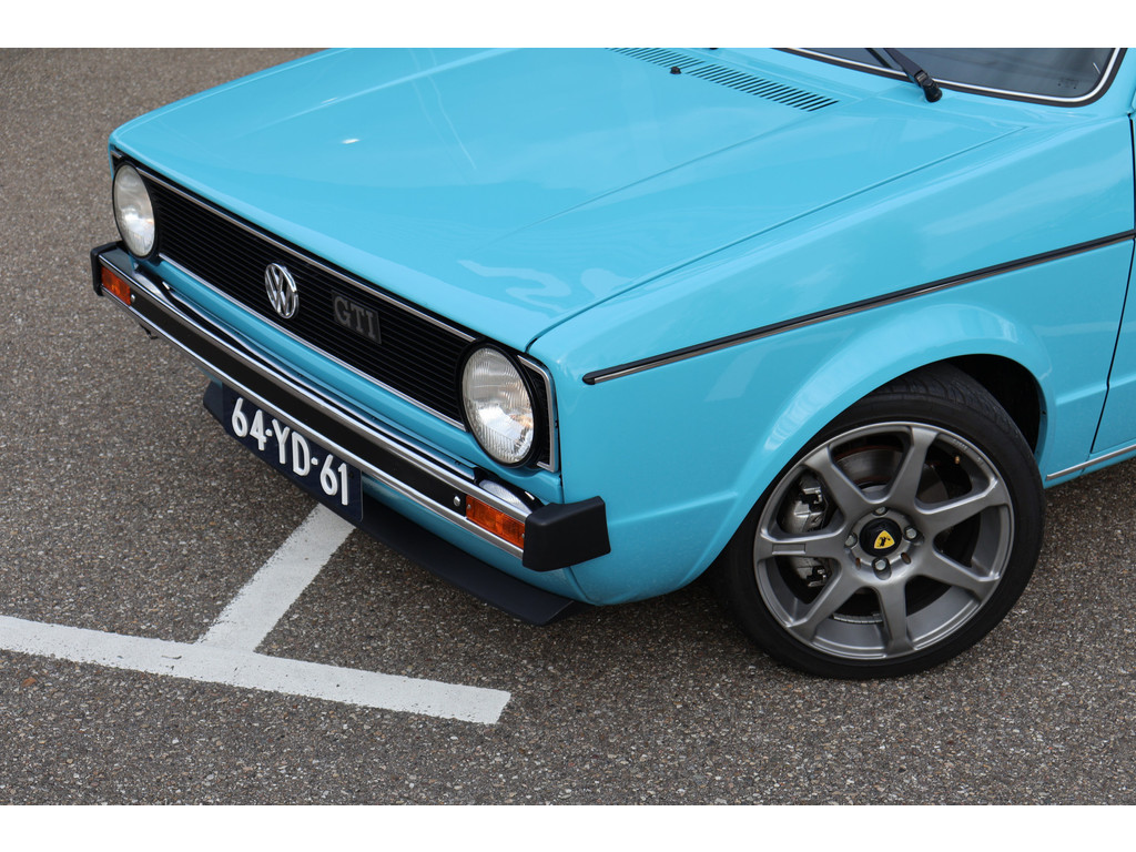 Volkswagen  GOLF L 171 110 I Zeer netjes I Gereviseerd I Swallowtail l Miami Blue l 1975 l Racaro Interieur l ( Verkoop in opdracht van Part 48554670-4.jpg | Sterdome B.V.