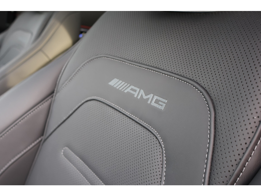 Mercedes-Benz E-Klasse Estate AMG 53 4MATIC+ Night Edition l Hyperscreen l Achteras Sturing l MULTIBEAM LED l Panoramadak l 360 gr Camera l Distronic P 48671807-11.jpg | Sterdome B.V.