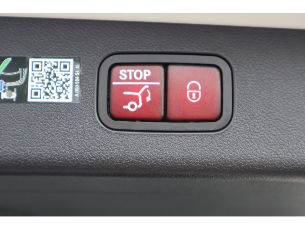 Mercedes-Benz E-Klasse Estate AMG 53 4MATIC+ Night Edition l Hyperscreen l Achteras Sturing l MULTIBEAM LED l Panoramadak l 360 gr Camera l Distronic P 48671807-27.jpg | Sterdome B.V.