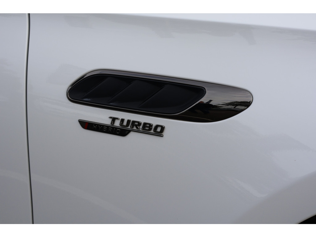 Mercedes-Benz E-Klasse Estate AMG 53 4MATIC+ Night Edition l Hyperscreen l Achteras Sturing l MULTIBEAM LED l Panoramadak l 360 gr Camera l Distronic P 48671807-30.jpg | Sterdome B.V.