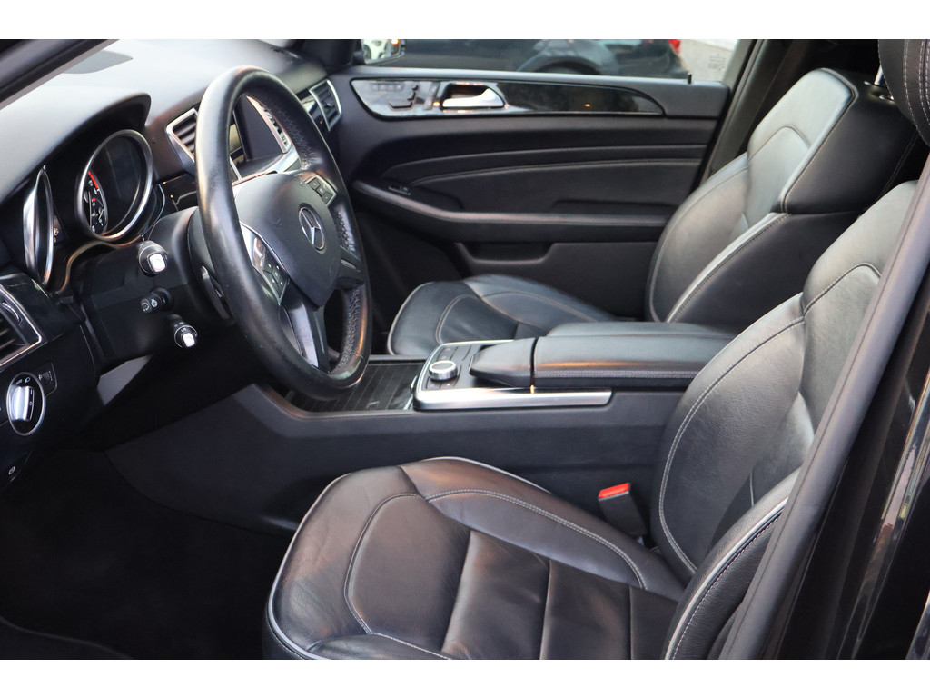 Mercedes-Benz M-Klasse 350 BlueTEC Sport Editon l Schuif- kanteldak l Keyless Go l Distronic l Trekhaak 3500 kg l Leder l Comand l Camera l Memory l 49272830-1.jpg | Sterdome B.V.