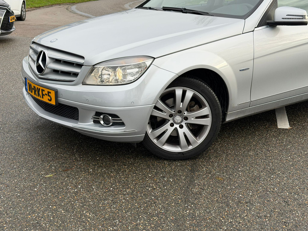 Mercedes-Benz C-Klasse 180 CGI BlueEFFICIENCY Business Class Avantgarde l Trekhaak l 1e Eigenaar l Tempomaat l Airco l Bluetooth telefonie l LM velgen 49821470-1.jpg | Sterdome B.V.
